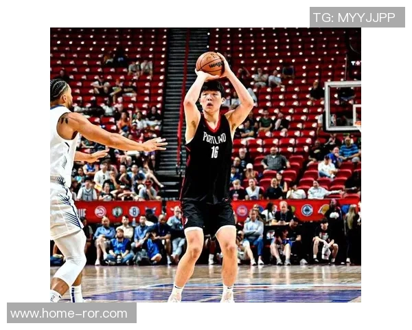 杨瀚森成为球迷唯一兴奋点明天球队或将让罗威休息调整